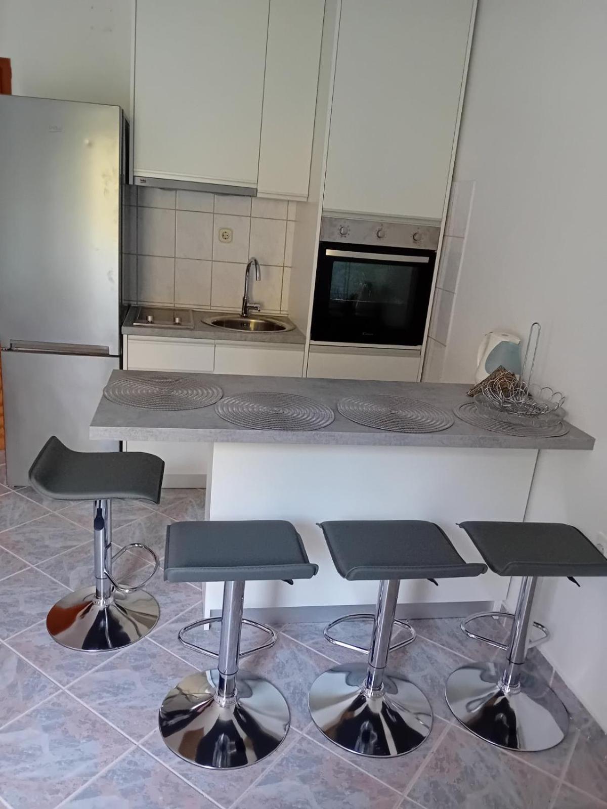 Apartment Novakovic Mirce Exterior foto